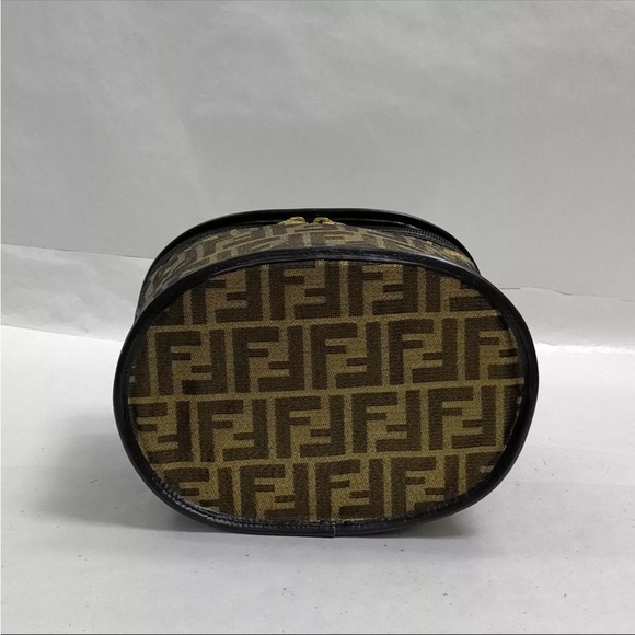 Authentic Fendi Zucca Vanity Bag - Picture 5 of 9